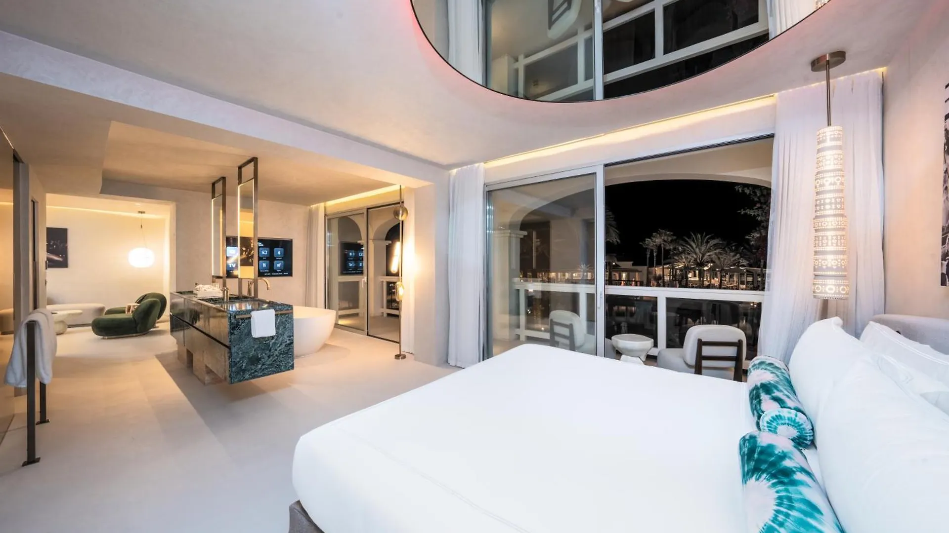 Destino Five Ibiza - 5-Star Grand Luxe Resort (Adults Only) Playa De Talamanca 5*,